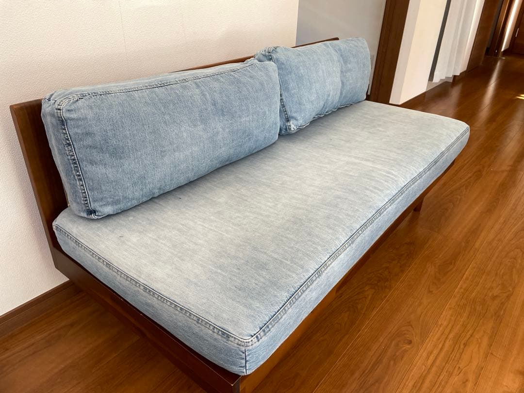 Unico SWELLAシリーズ ダイニングソファ