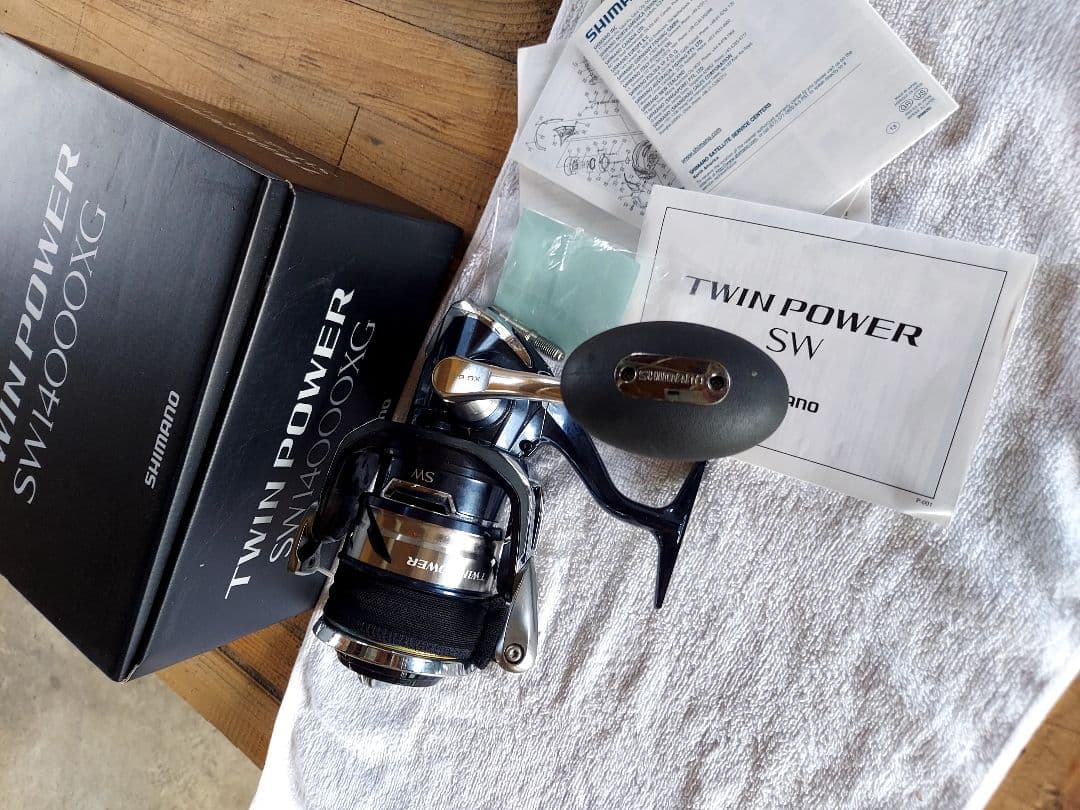 リール TWIN POWER SW 14000 XG