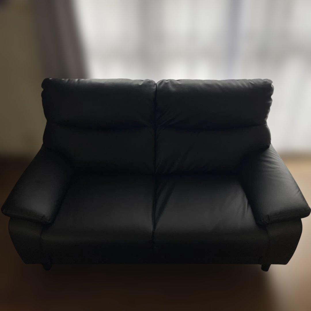 2人掛けソファ　ニトリ