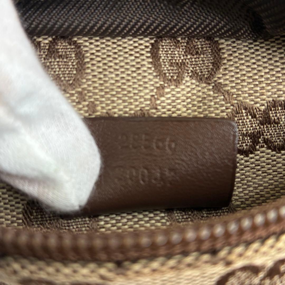 極美品　120 GUCCI グッチ　ボディバッグ　GG柄 kpg8