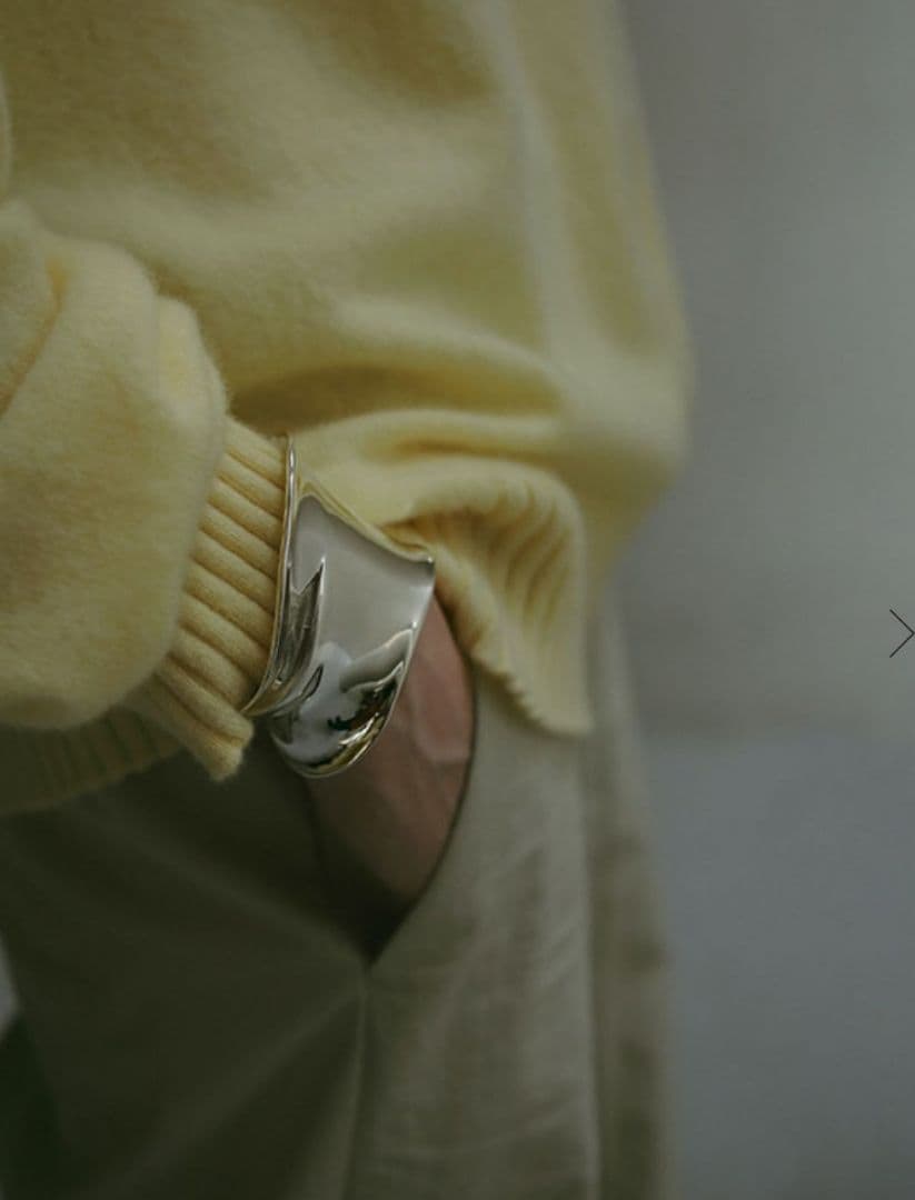 エトレトーキョー★人気完売！新品タグ付　リラクシーカシミヤニットプルオーバー