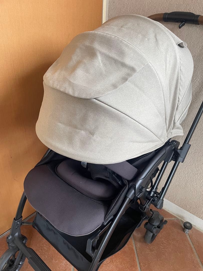 【m.】Combi　ベビーカー　スゴカルS エッグショックJA