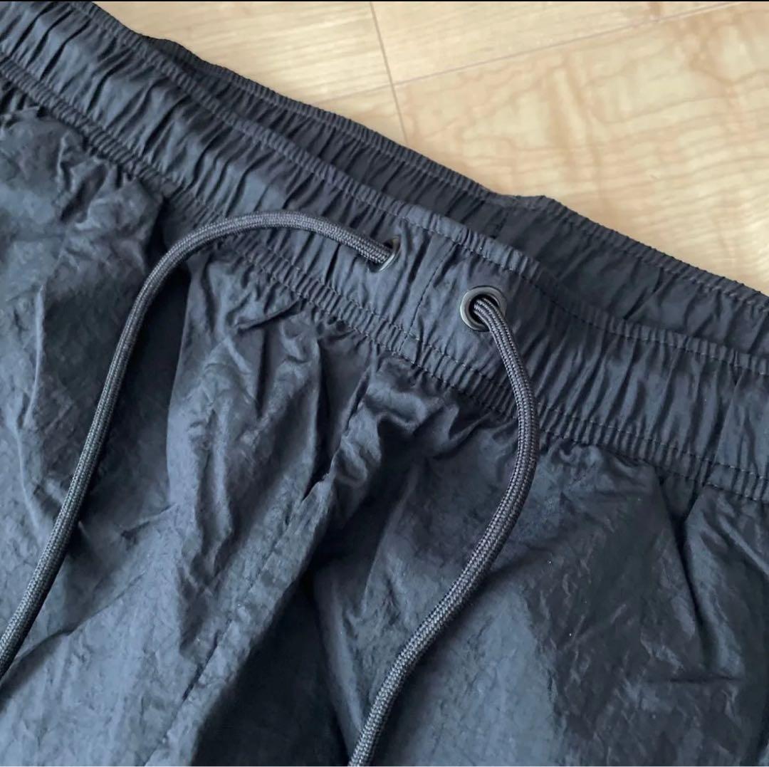 ナイキ　レディース　ウィンドブレーカー　上下セットアップ　ブラック　黒　L