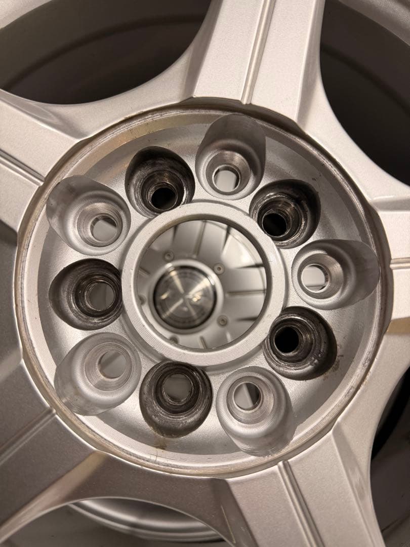 美品!! バリ溝!! ブリヂストン　スタッドレス　VRX 205/60R16