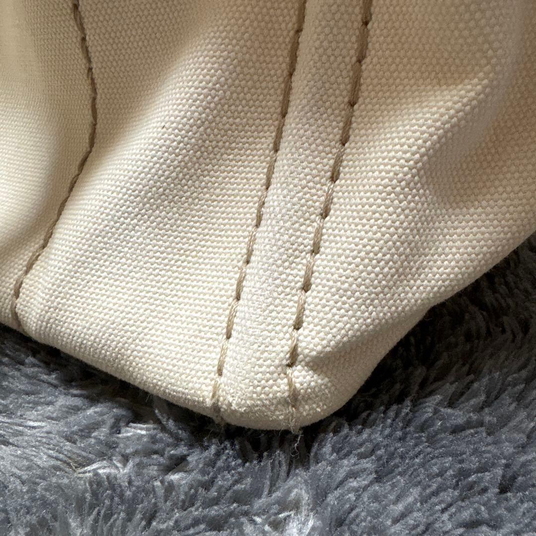 PRADA ホワイト トートバッグ