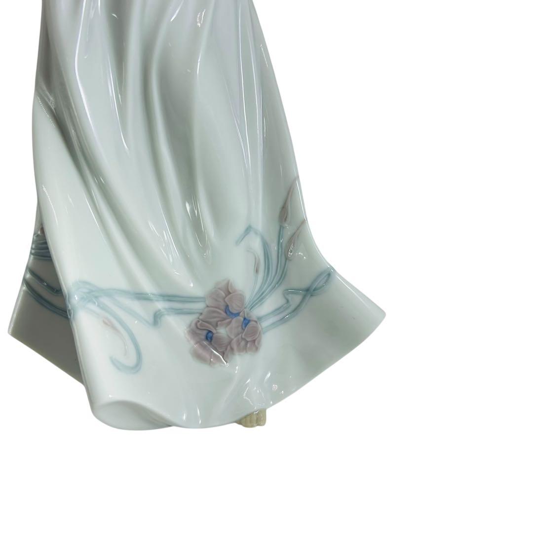 リヤドロ LLADRO 私の宝もの 6777 箱付 フィギュリン