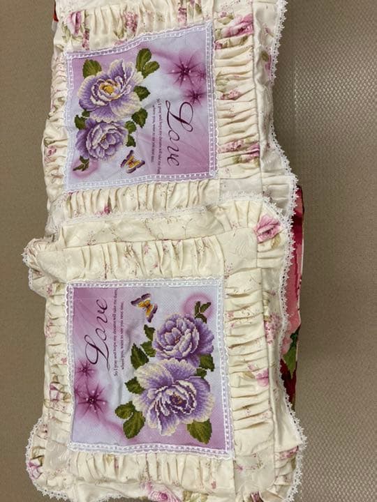 お洒落な刺繍入りクッションカバー(2枚セット)