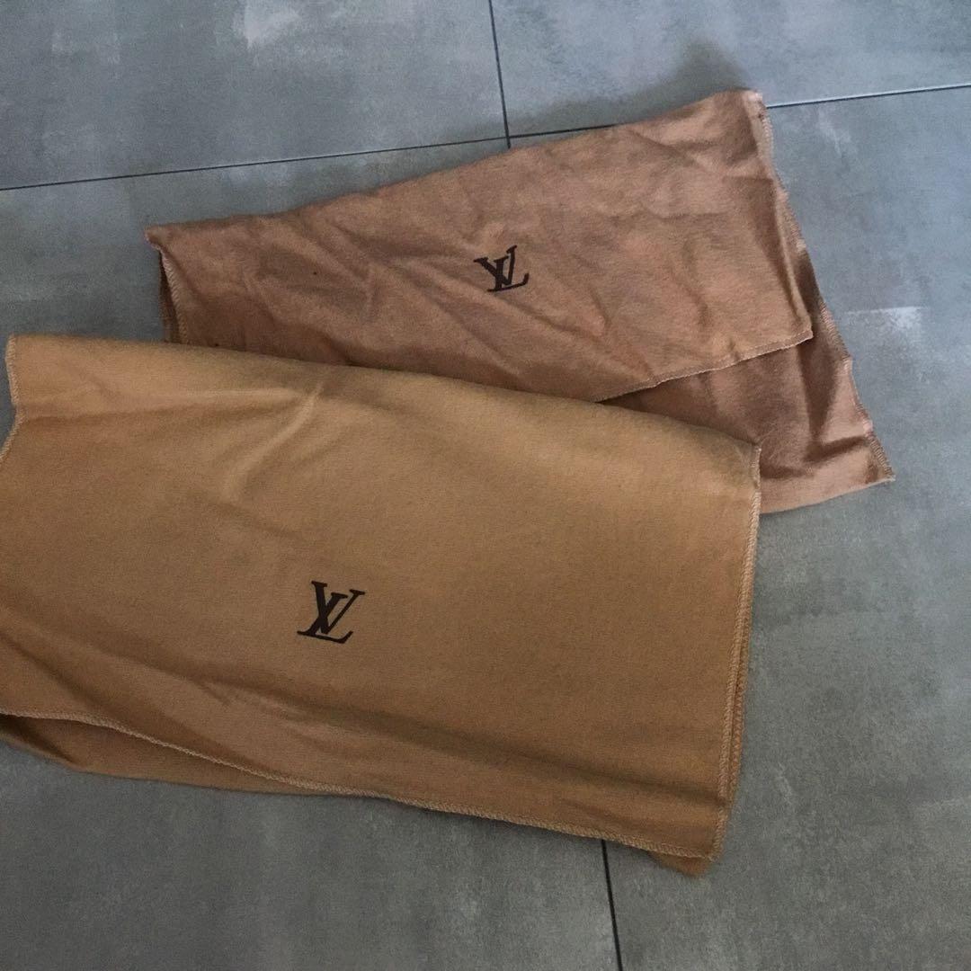 LOUIS VUITTON 11枚,2箱セット