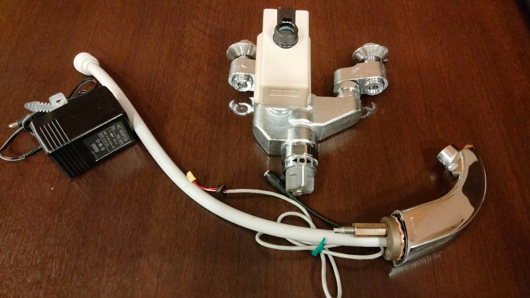 TOTO TEL50ARX 蛇口用浄水器 ACアダプター付