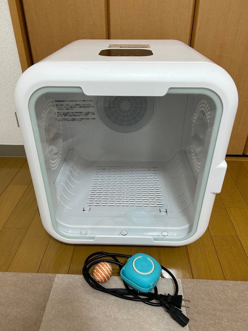 本日まで！ ペット用ドライヤー ホワイト 通気口付き