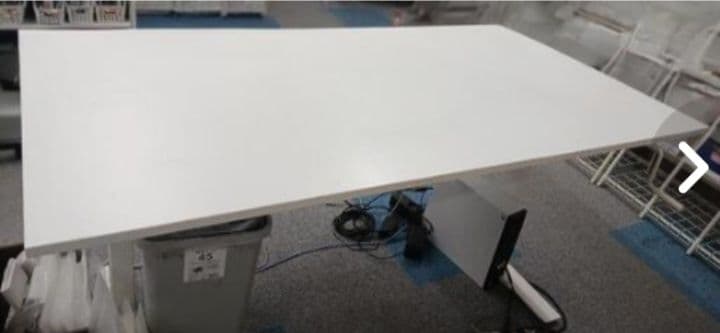 【至急!!閉店の為2月中旬まで！】IKEA TROTTEN ホワイトデスク