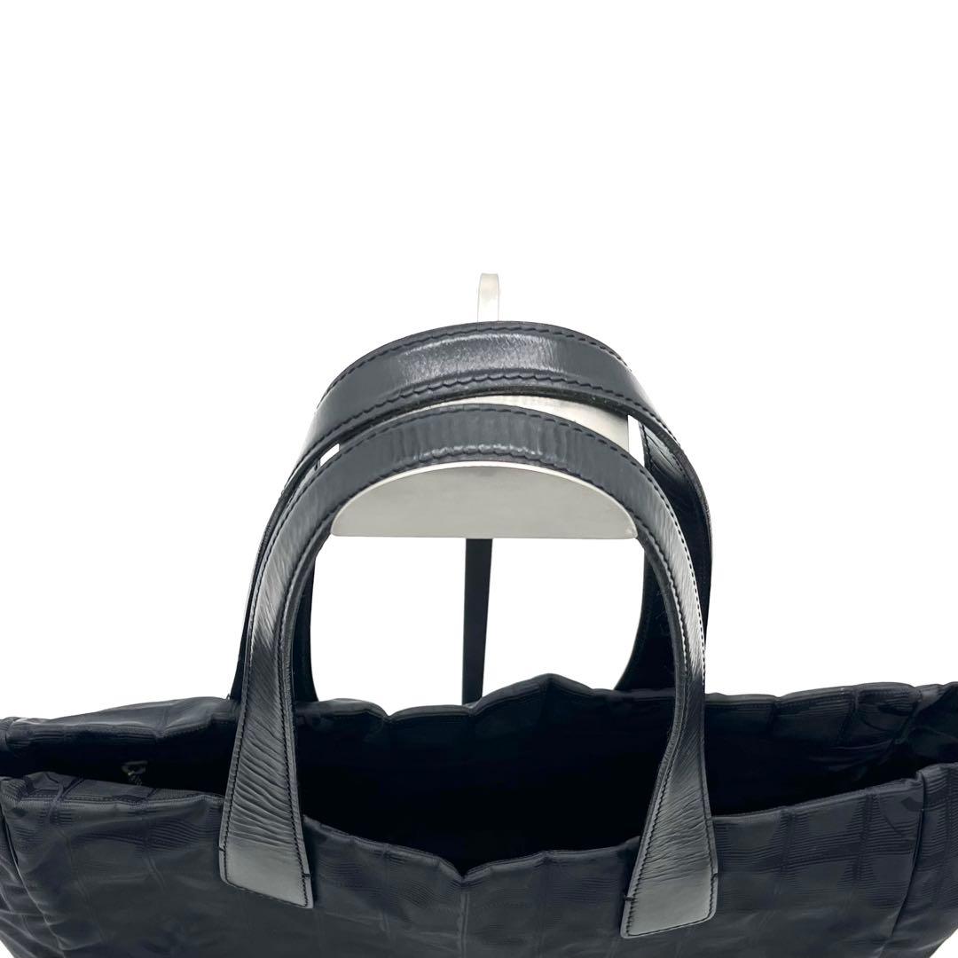 CHANEL シャネル ニュートラベルライン MM ナイロントート ブラック