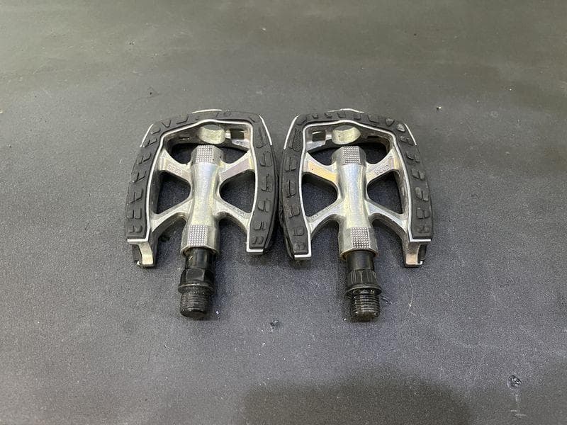 GIANT CROSTAR sizeS ジャイアント　クロスバイク