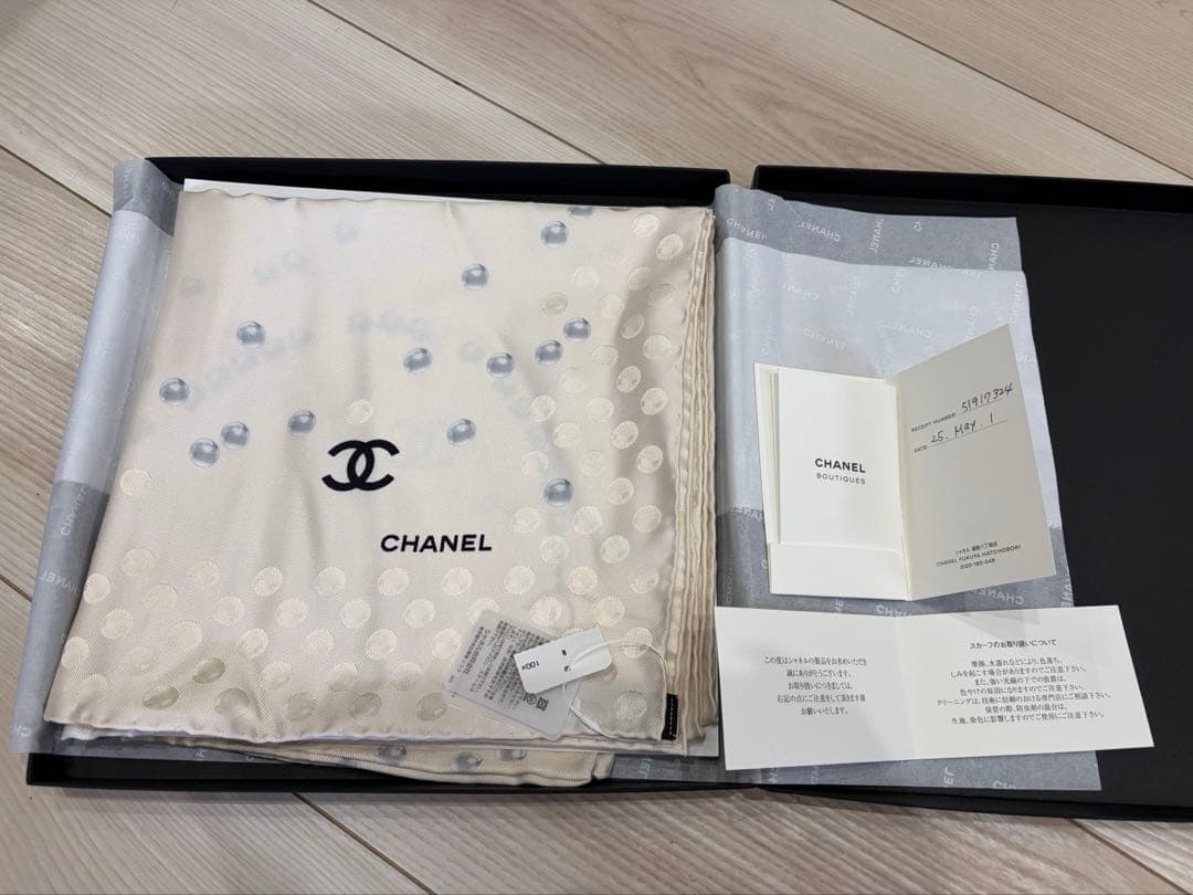 CHANEL シルク ドット柄 スカーフ