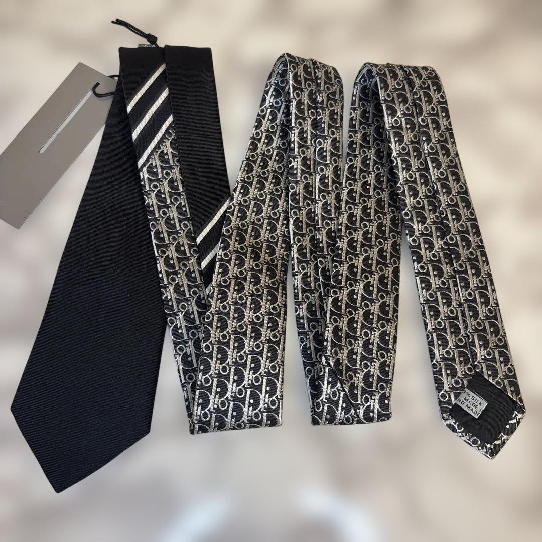 【タグ付き✨】DIOR ネクタイ　オブリーク柄　ブラック　黒色　シルバー　銀色