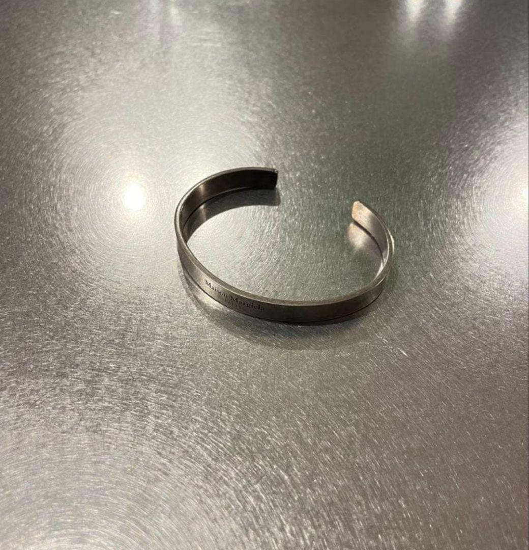 お値下げ不可　MAISON MARGIELA シルバーロゴカフブレスレット