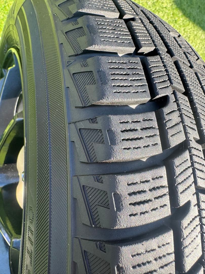 ホイール15インチ　スタッドレス　タイヤ 175/65r15 4本　セット