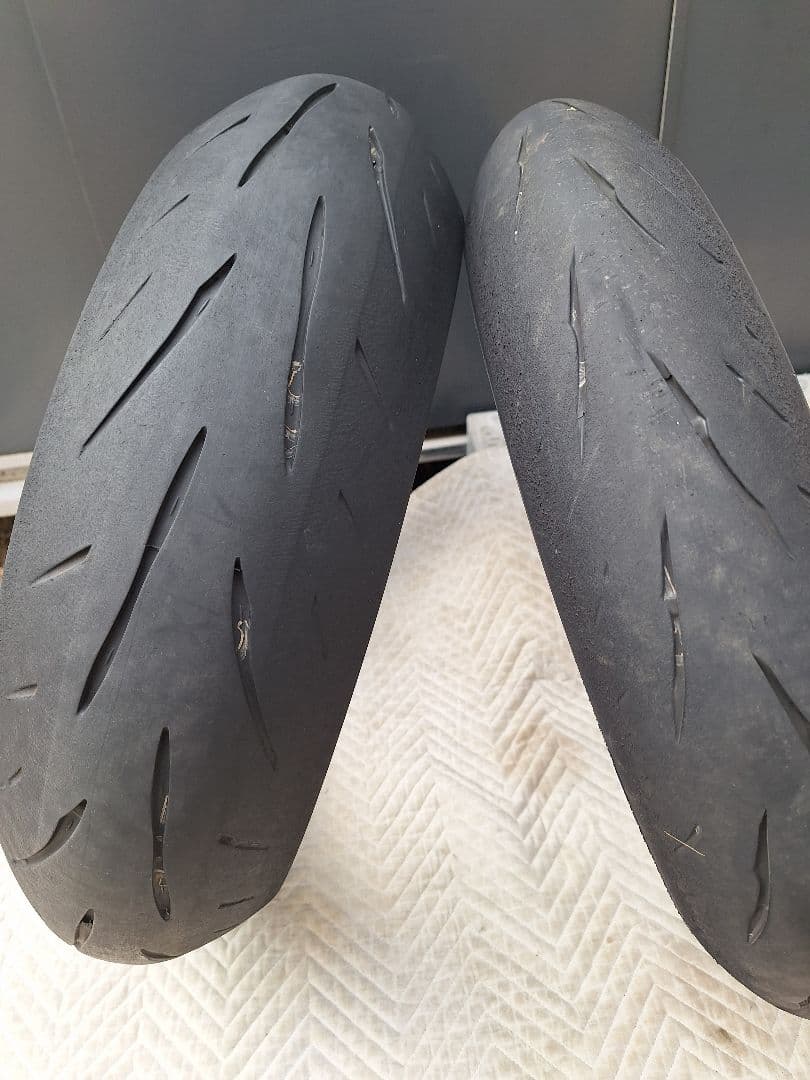 ブリジストン•バトラックスS23前後セット120/70/17☆160/60/17