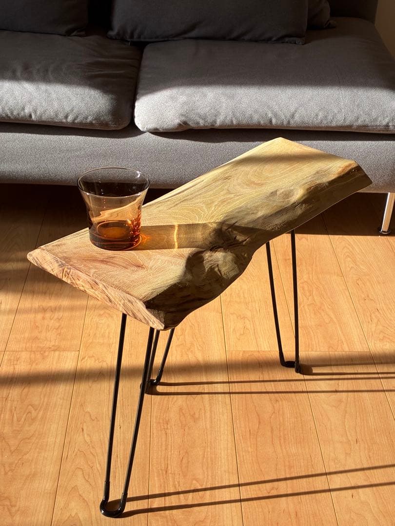 【樹齢350年】滋賀県産 欅（けやき）天然国産無垢一枚板 サイドテーブル