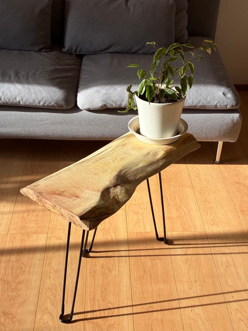 【樹齢350年】滋賀県産 欅（けやき）天然国産無垢一枚板 サイドテーブル