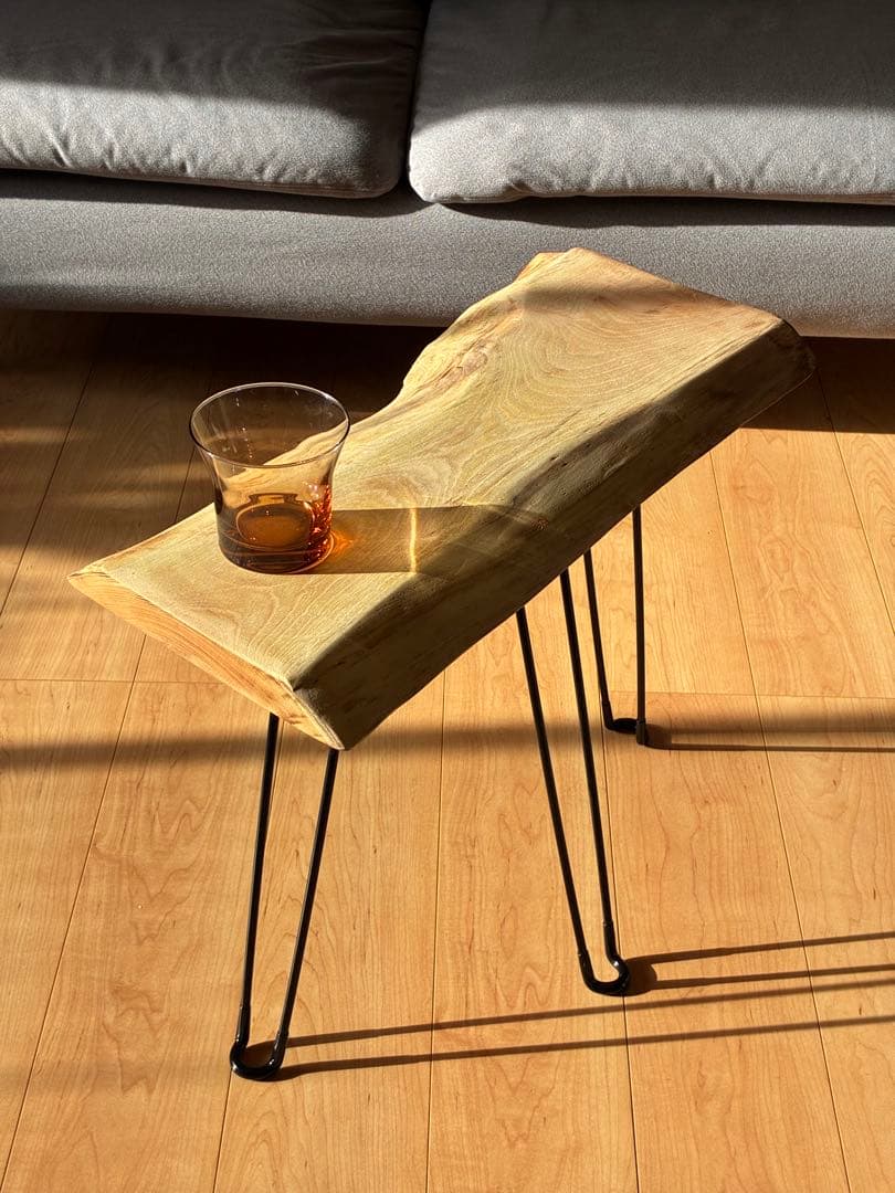 【樹齢350年】滋賀県産 欅（けやき）天然国産無垢一枚板 サイドテーブル