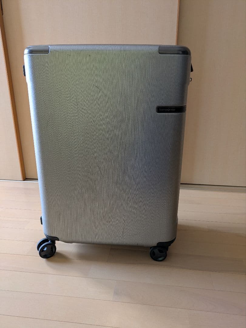 SamsoniteサムソナイトEVOAエヴォア　SPINNER69スピナー69