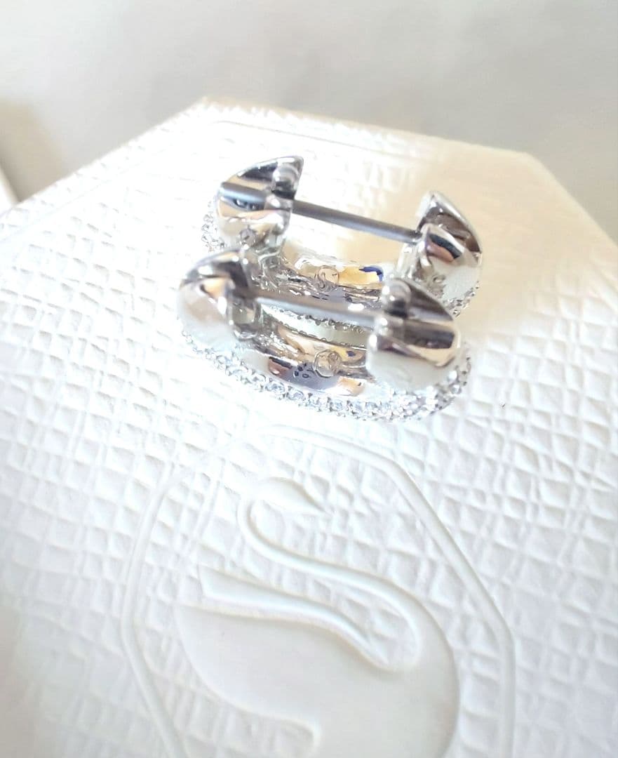新品 SWAROVSKI Dextera フープピアス スワロフスキー