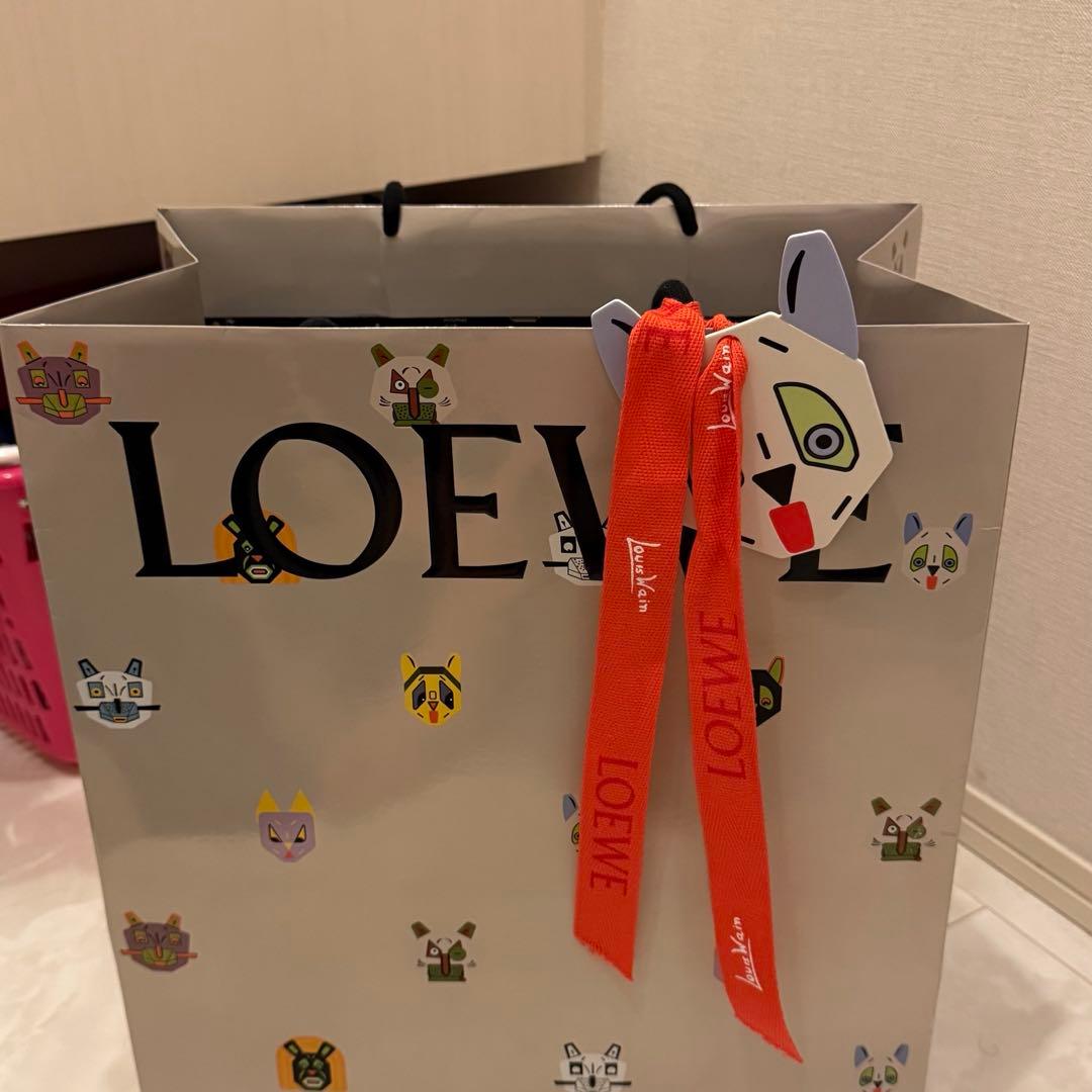 【SixTONES 松村北斗着用】LOEWE ロエベ マフラー　プレゼント