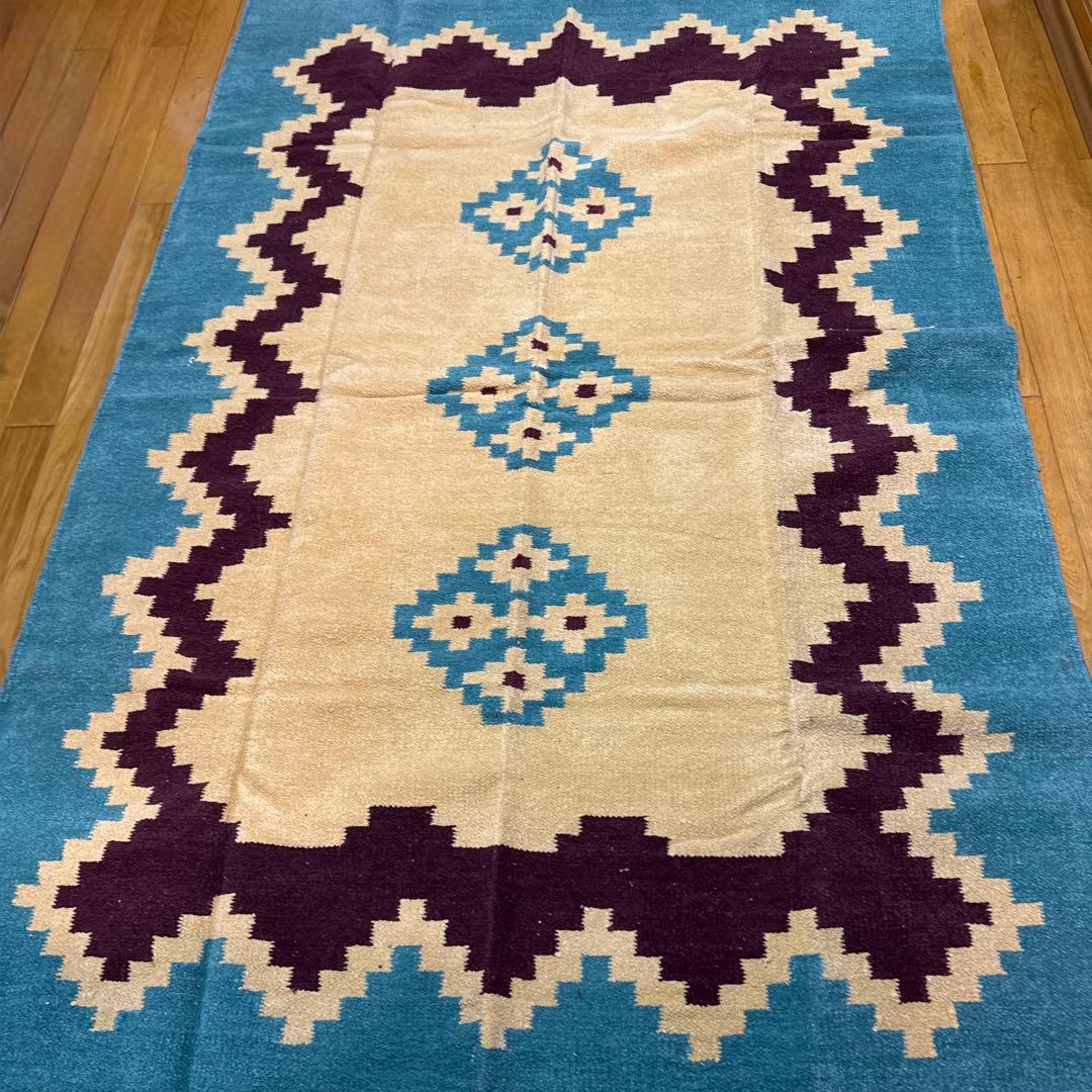 キリム風　幾何学模様 ウールラグ とキッチンマット　フリンジ付き