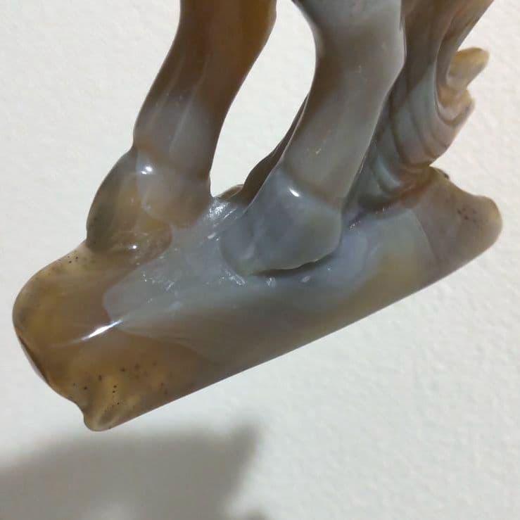 瑪瑙 アゲート 馬 置物 木製台座付き