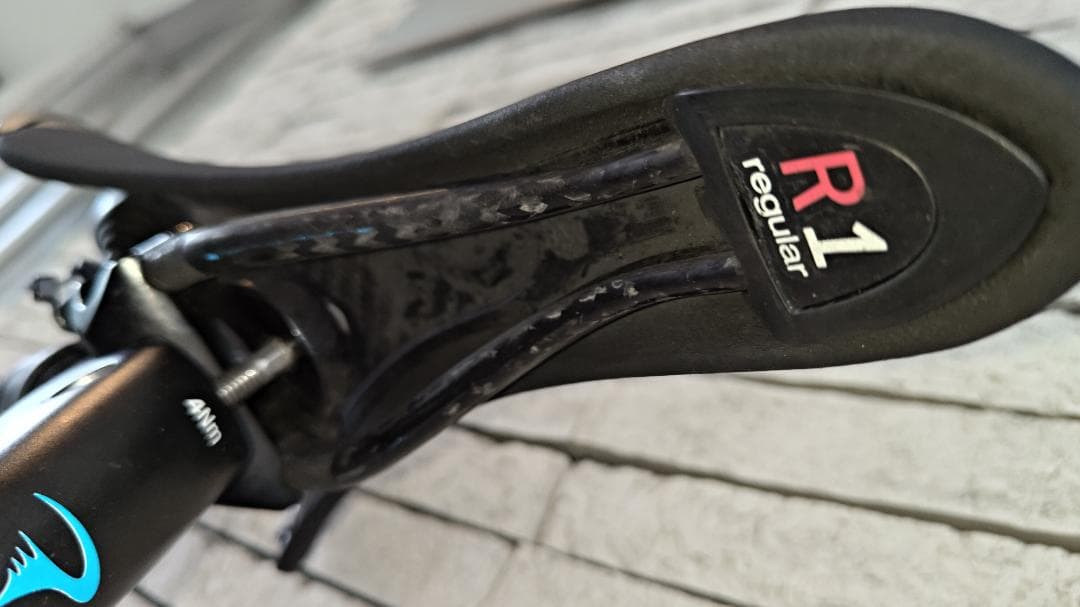 PINARELLO PRINCE 2018モデル カーボンスカイ