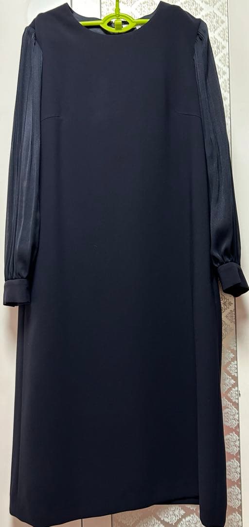【超美品】 23区 トリアセダブルジョーゼット ワンピース ネイビー系38