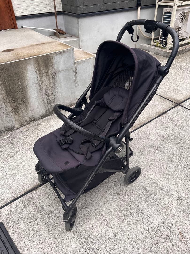 ロジャー【直接引き取り】cybex メリオカーボン　ブラック　2021