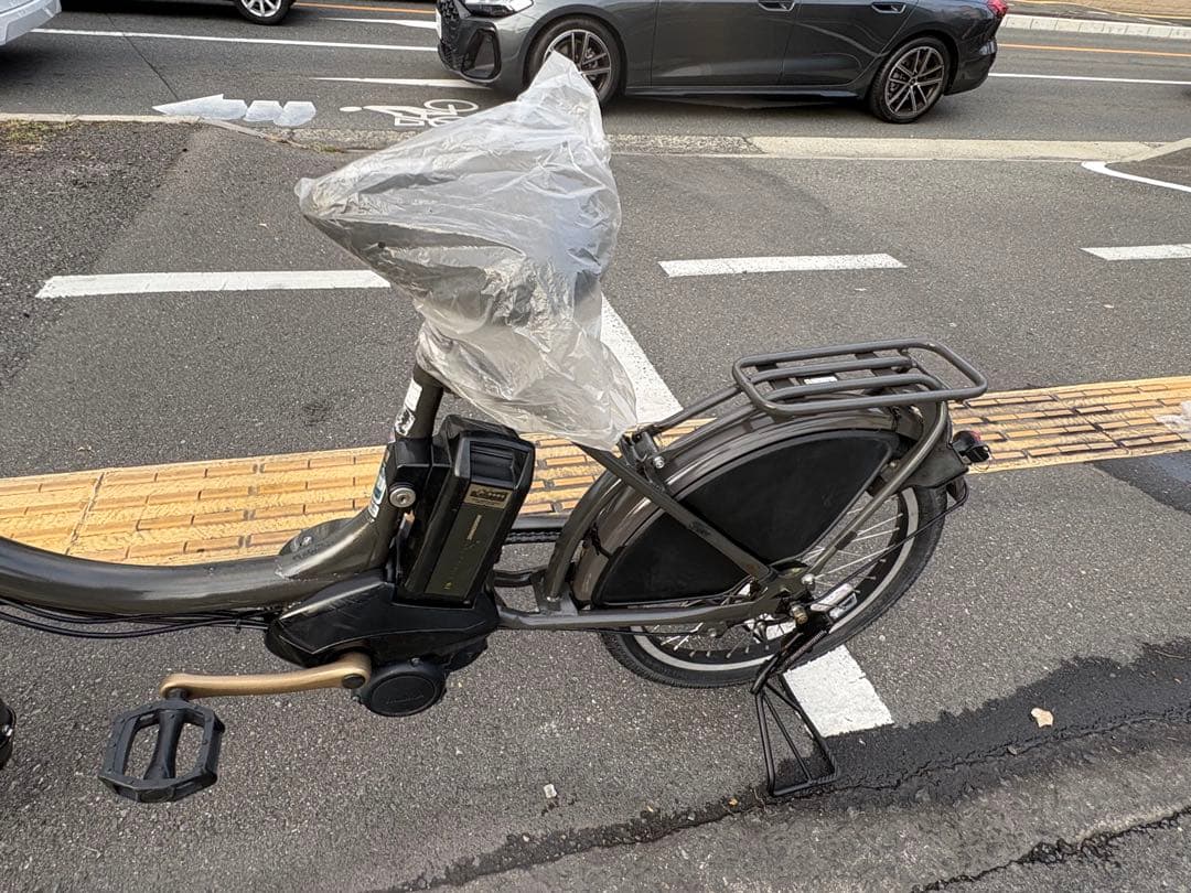 中古20インチブリヂストン電動アシスト自転車　8.7Ah 大阪