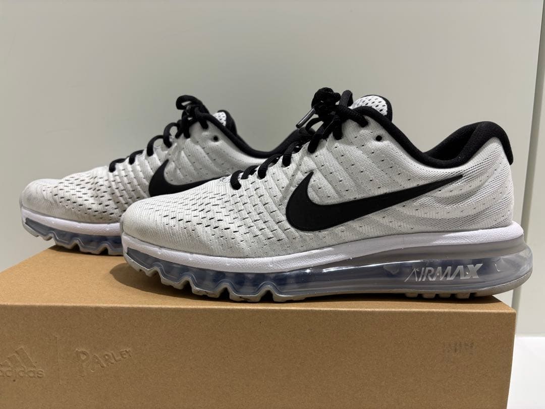ナイキ エア マックス 2017 （NIKE AIR MAX 2017）