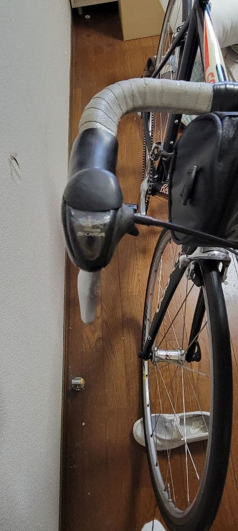 BASSOロードバイク浜松市内引き取り限定。即買い禁止。購入前にコメント下さい。