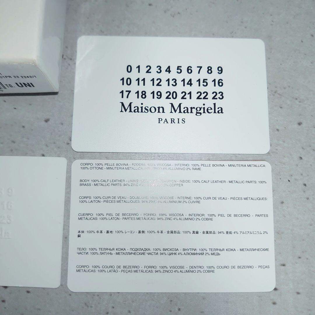 未使用　メゾンマルジェラ　4ステッチ　二つ折りケース　SA3UI0006