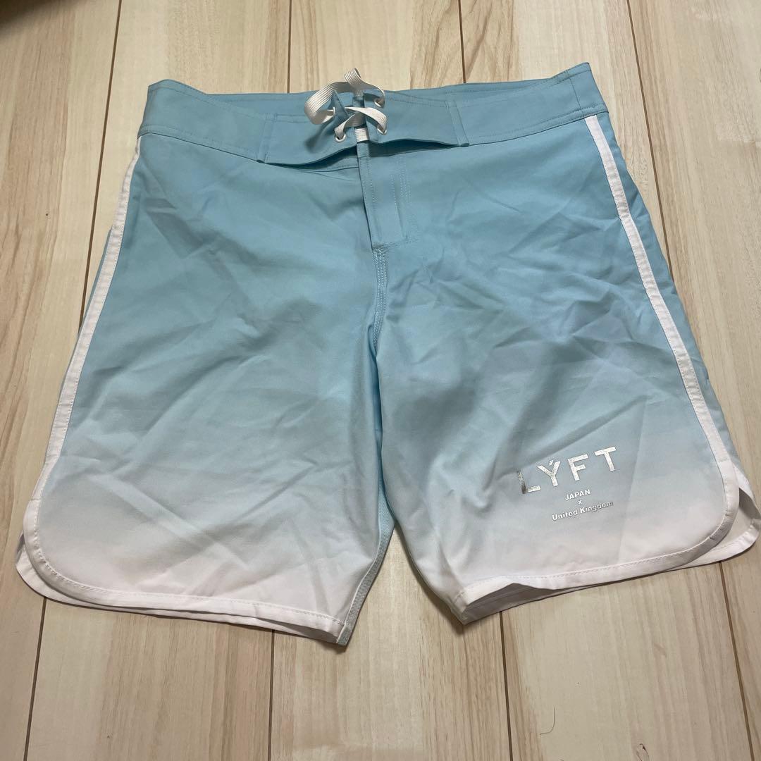 りょーぴー　LYFT サーフパンツ　ボードショーツ Sサイズ
