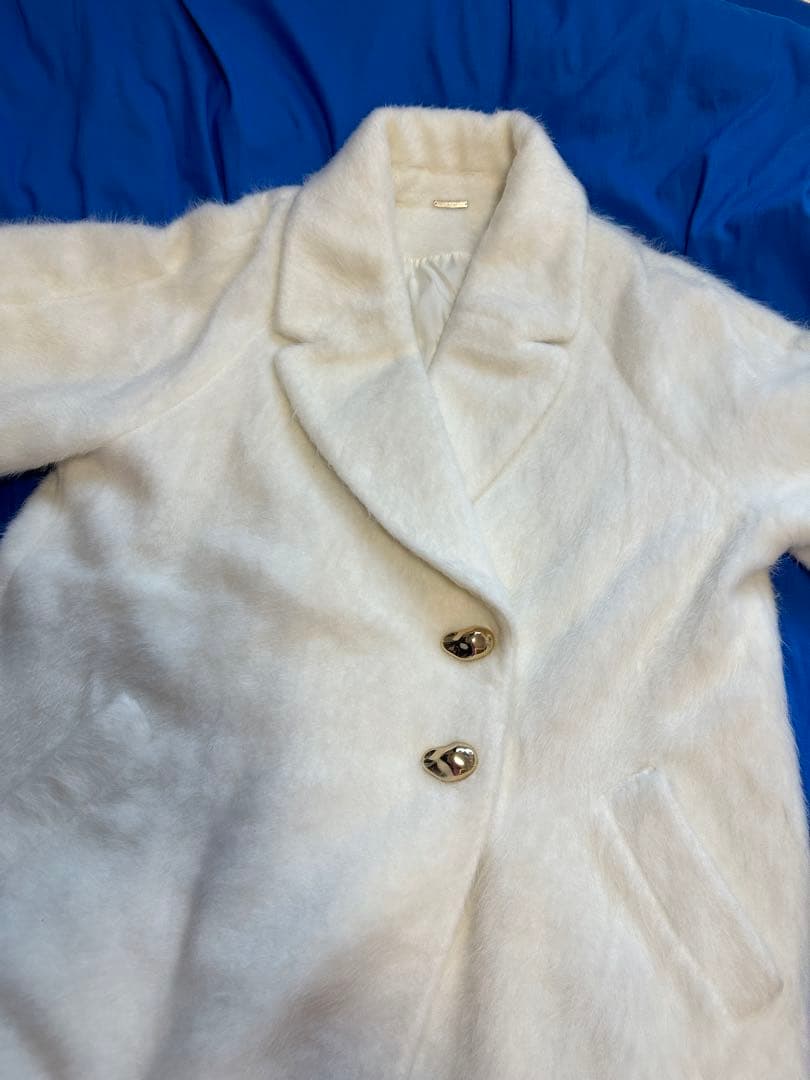 【美品】snidel 白いロングコート／ふわふわ／甘め上品／防寒