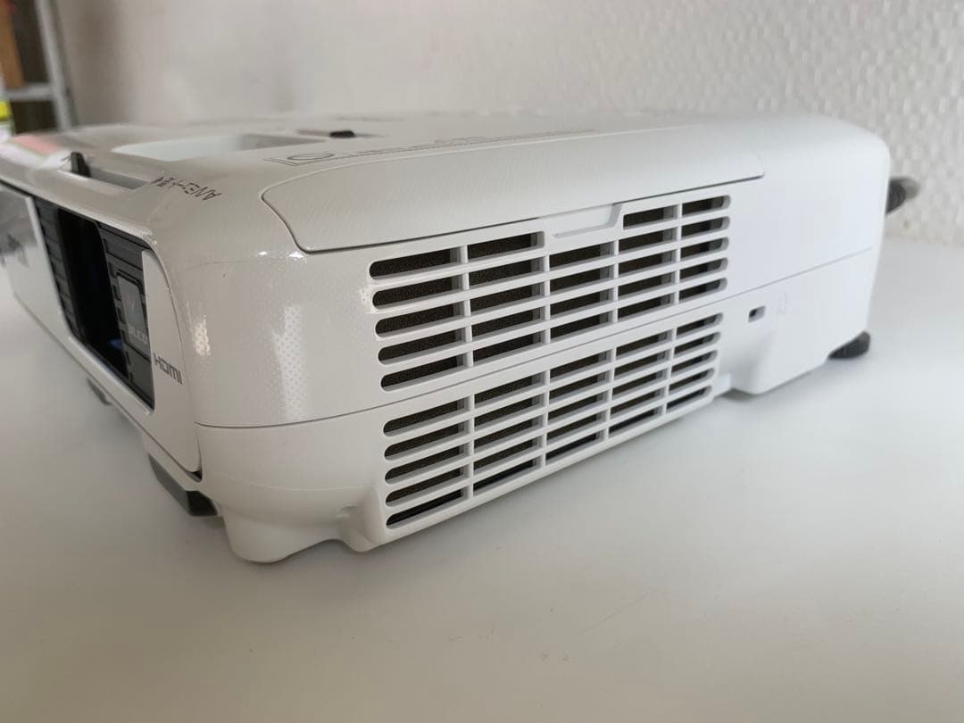 専用 元箱つき EPSON プロジェクター EB-S31 ランプ使用時間94時間