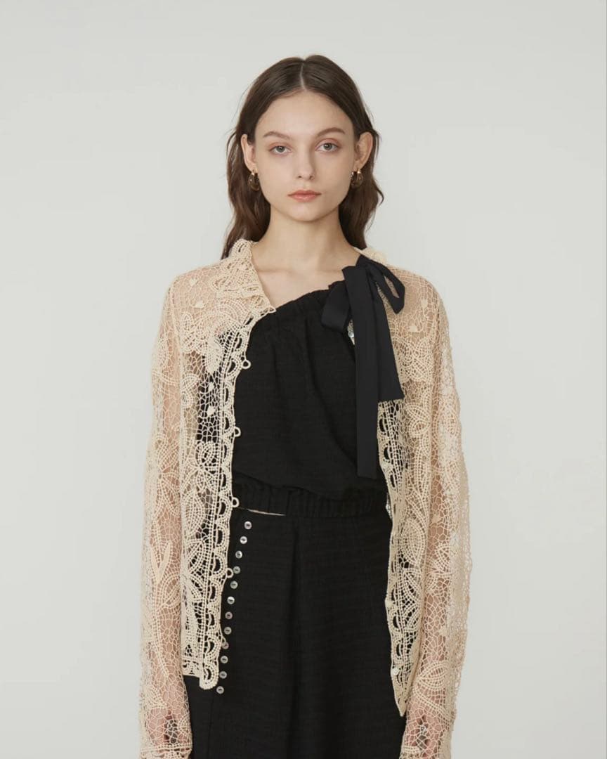 Eaphi HALF EMBROIDERY LACE BLOUSE 限定