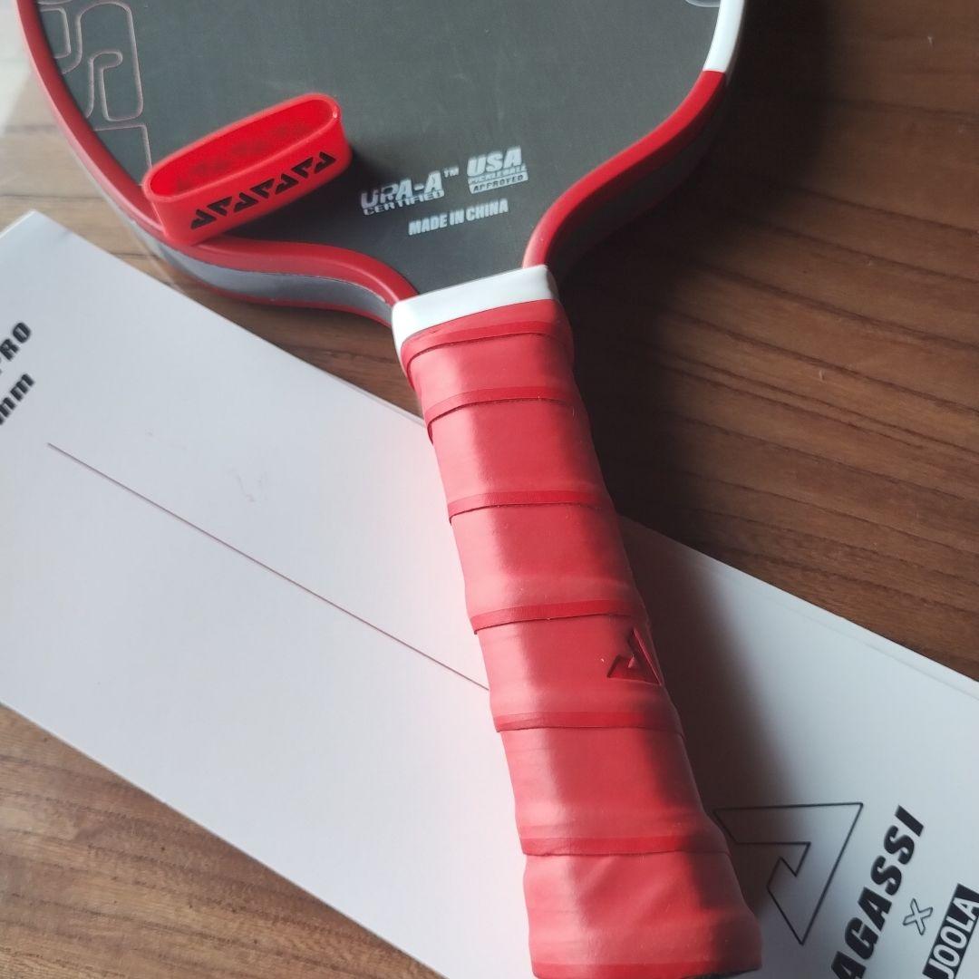 中古品 JOOLA ヨーラ アガシ プロ 16mm ピックルボール パドル