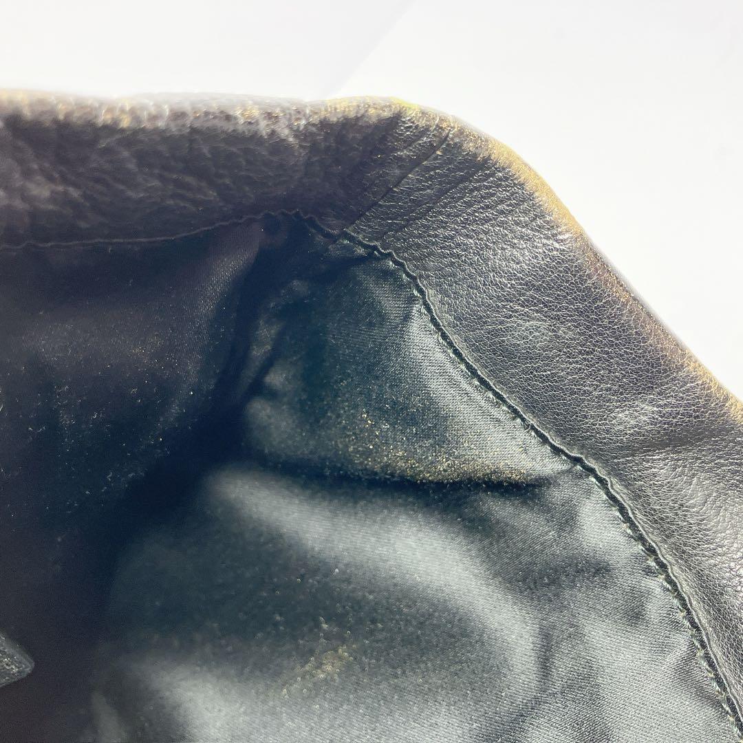 3334◯ YSL イヴ・サンローラン ブラックレザートートバッグ