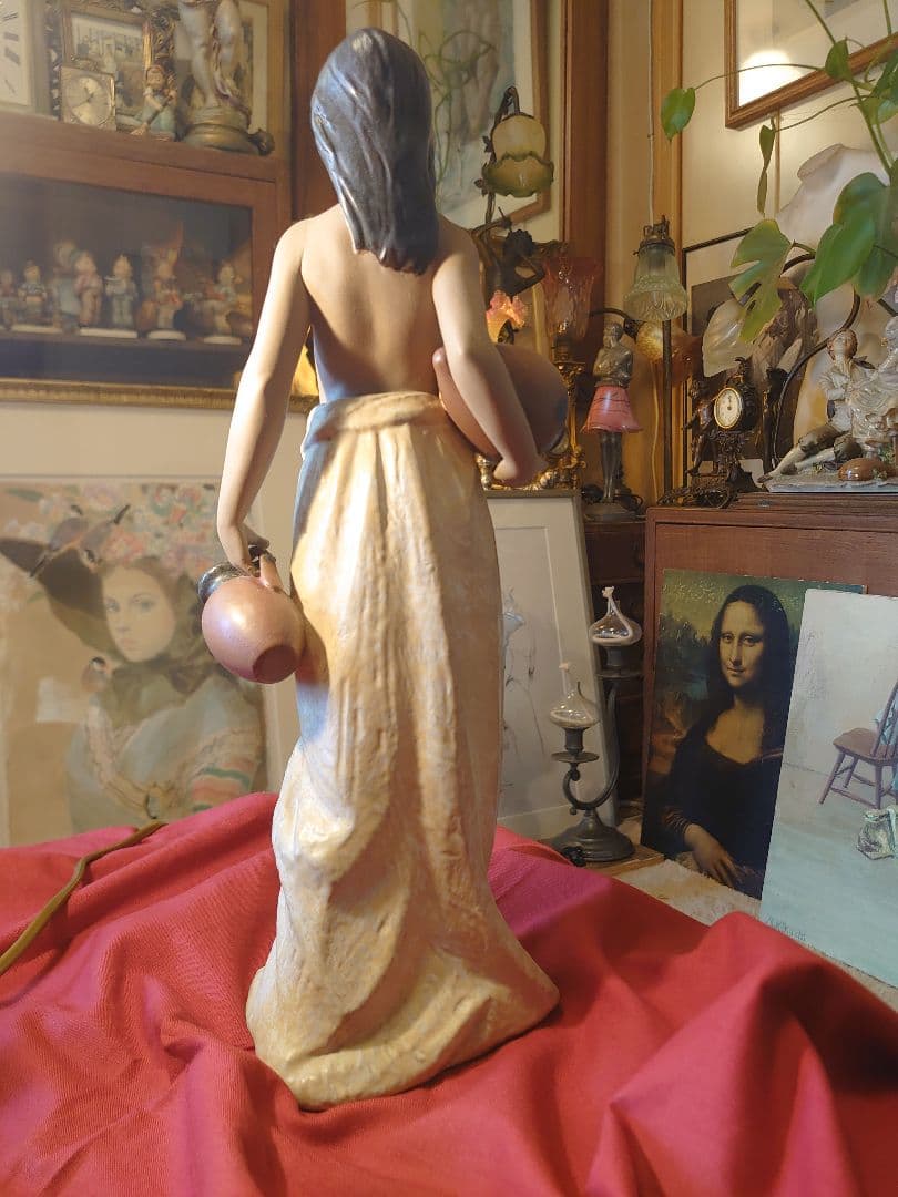 LLADRO Water Girl　リヤドロ 水差しを持つ女 グレス