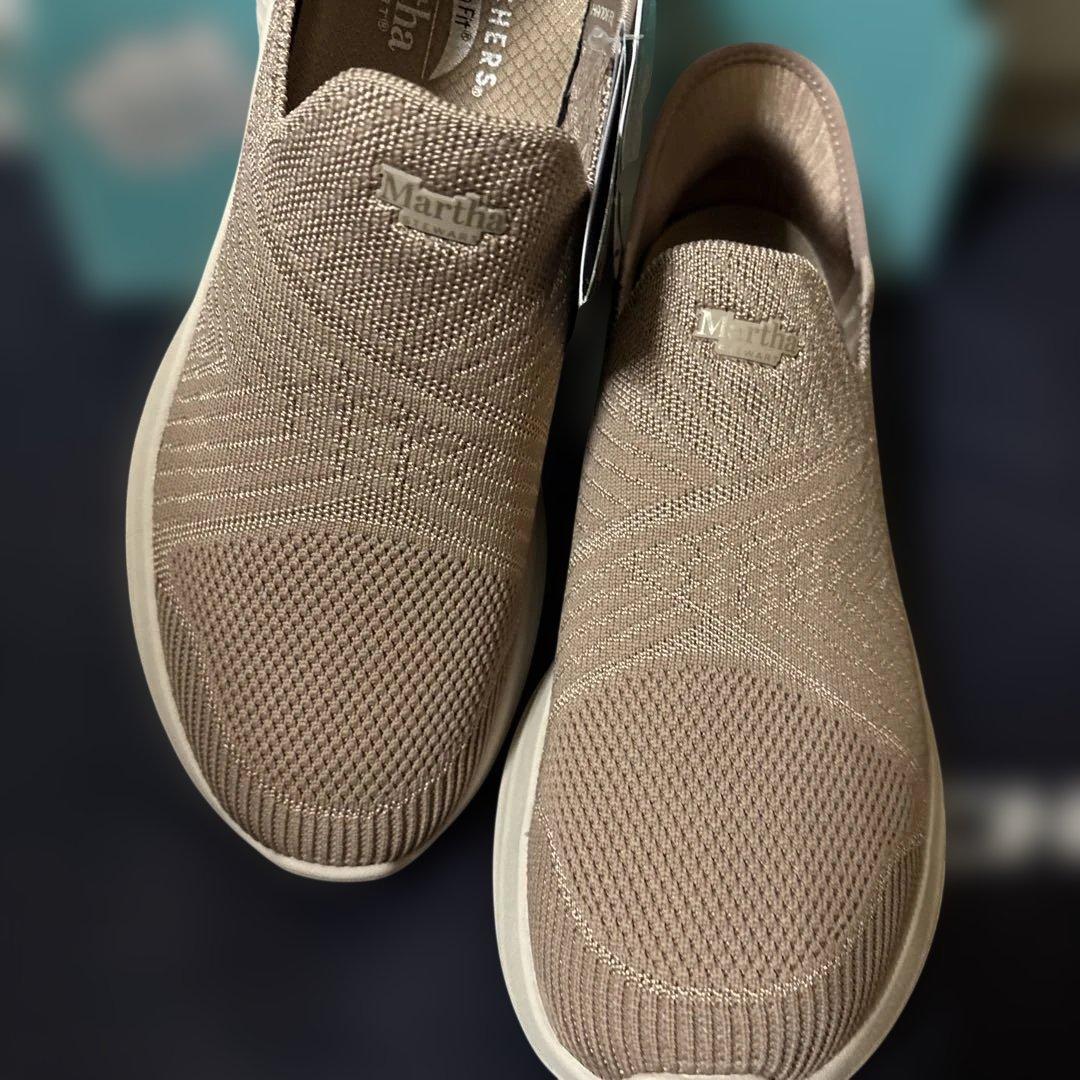 新品未使用！SKECHERS スリップインズ 限定モデル