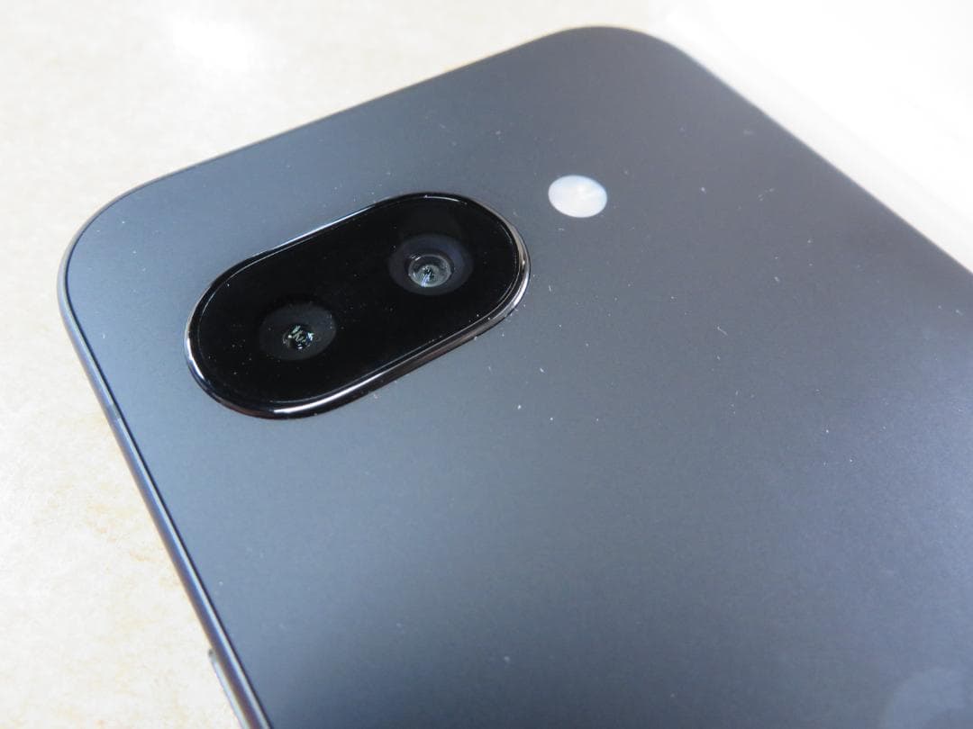 Google Pixel 9a 128GB 5G +純正ケース　未使用同様