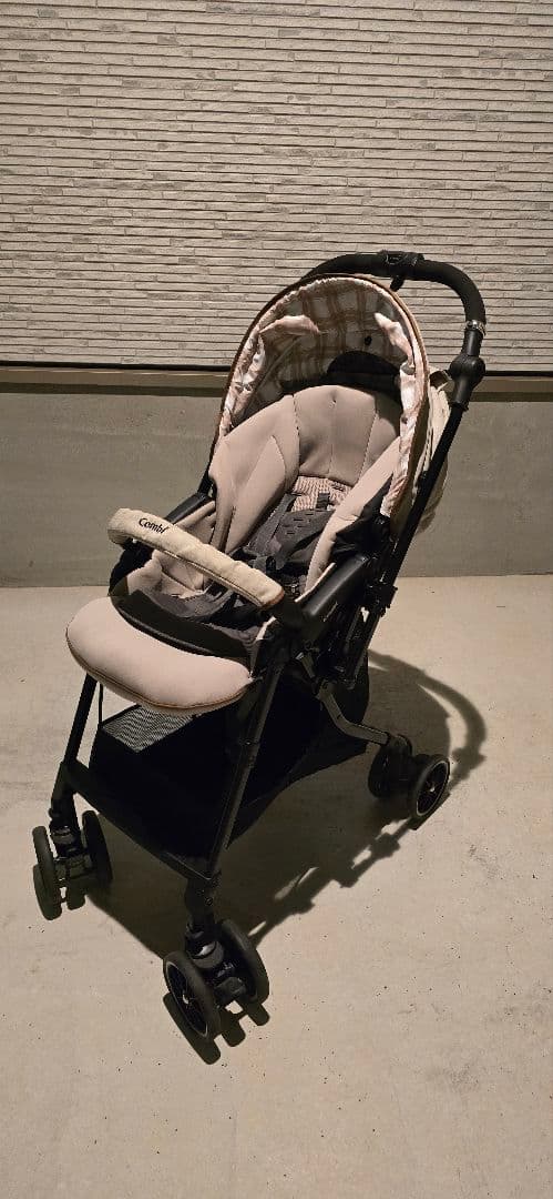 ☆tete a teteコンビコラボ ベビーカー 限定色☆