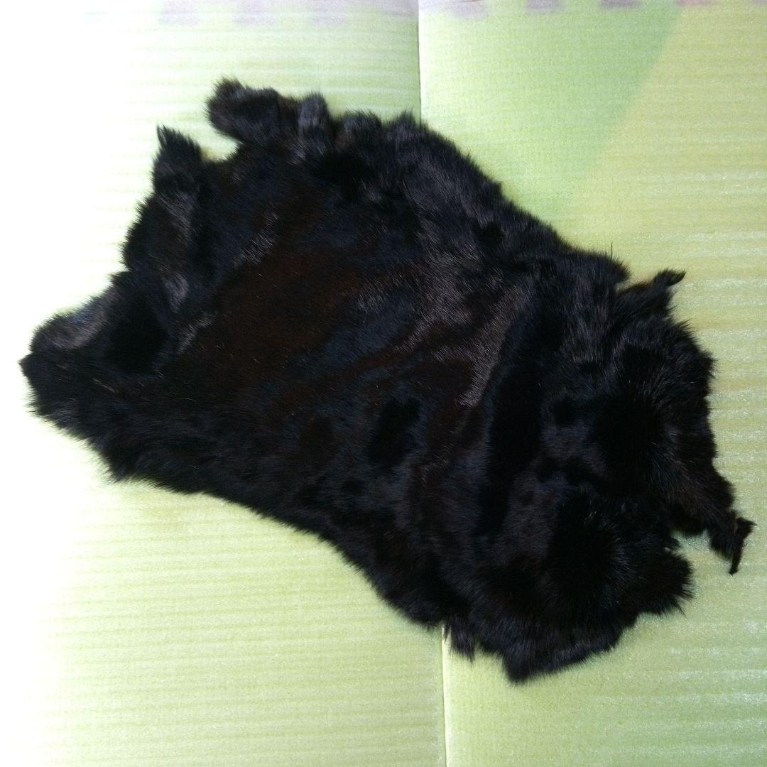 黒のファー　黒色　ブラック　BLACK　うさぎ？　ラビットファー？　皮　毛皮