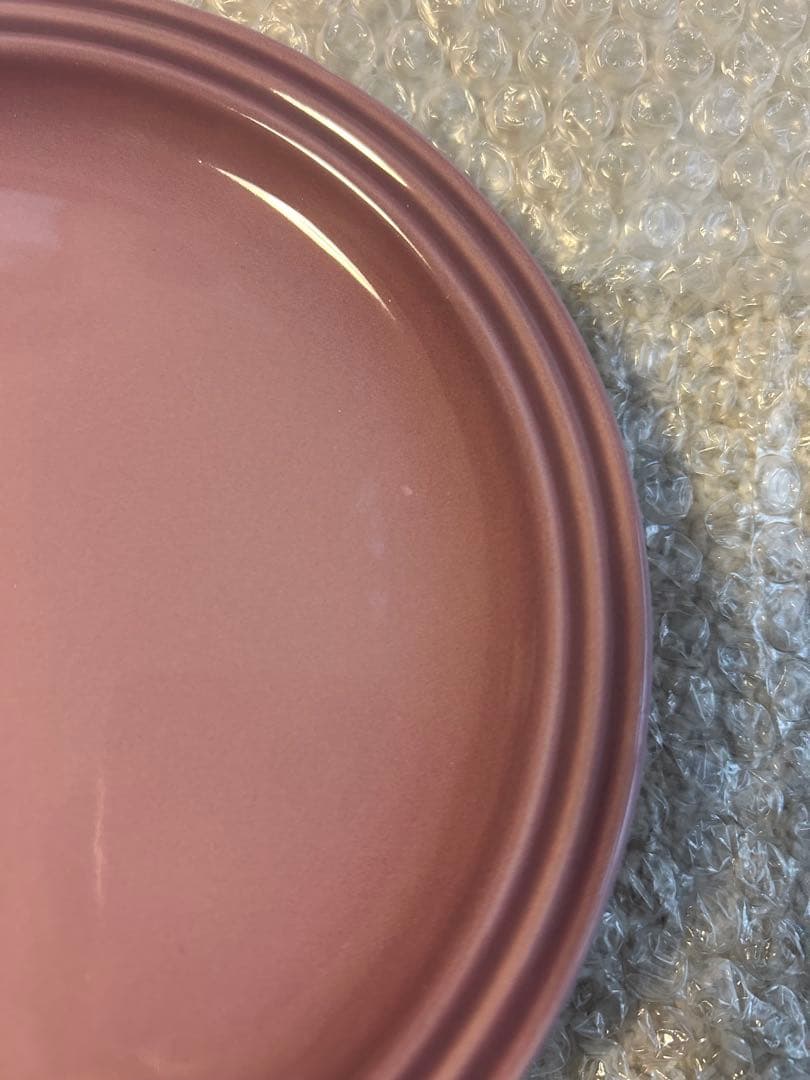 ル・クルーゼ★メゾンドパリ★パイディッシュ・プレート19センチ★モーヴピンク