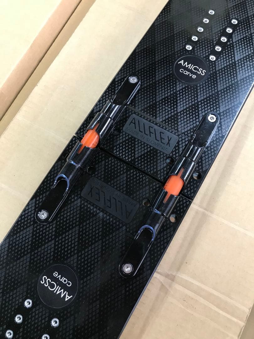 スノーボード ALLFLEX x AMICSS Carve plate